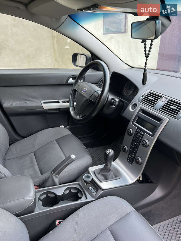 Универсал Volvo V50 2005 в Николаеве фото 20 Универсал Volvo V50 2005 в Николаеве