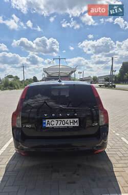 Універсал Volvo V50 2011 в  фото 4 Універсал Volvo V50 2011 в