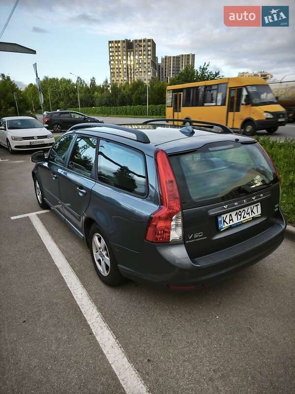 Універсал Volvo V50 2010 в Києві