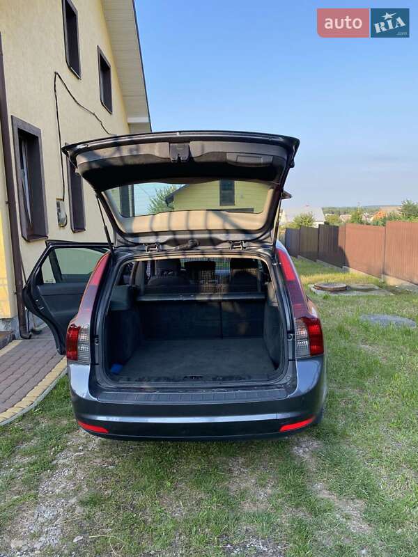 Універсал Volvo V50 2008 в Бориславі