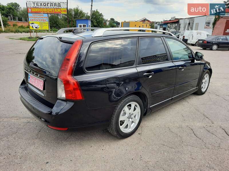 Универсал Volvo V50 2012 в Полтаве