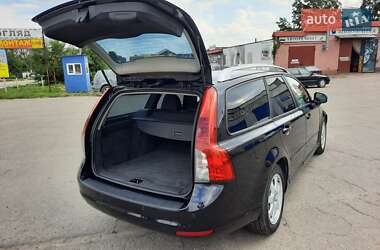 Универсал Volvo V50 2012 в 