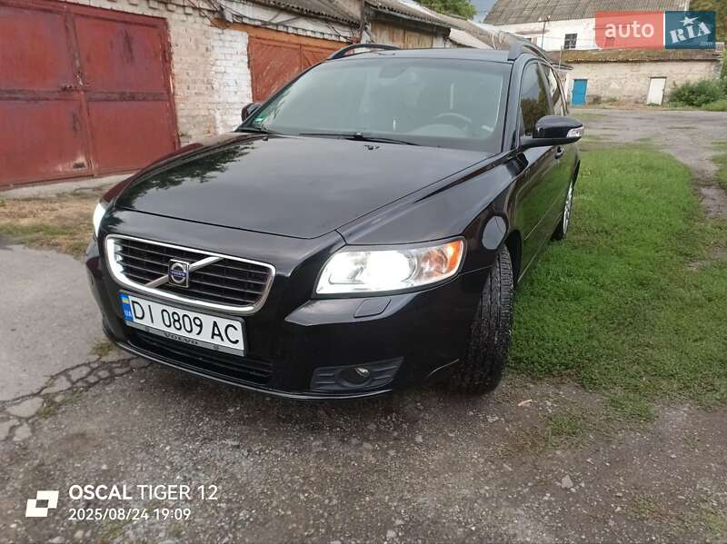 Универсал Volvo V50 2008 в Ватутино фото Универсал Volvo V50 2008 в Ватутино