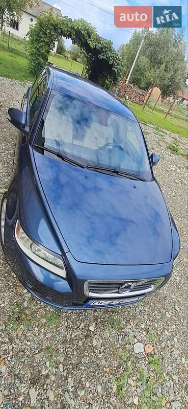 Универсал Volvo V50 2010 в Киеве фото 5 Универсал Volvo V50 2010 в Киеве