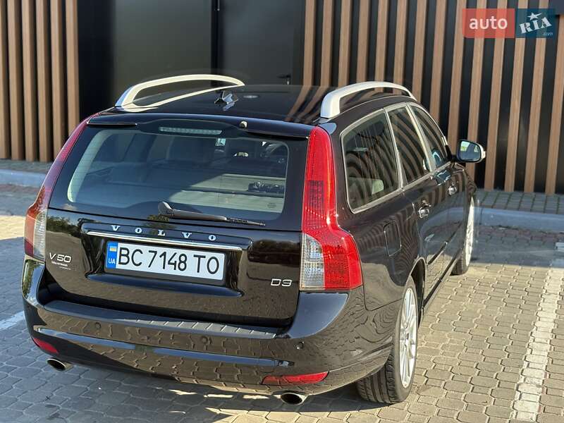 Универсал Volvo V50 2011 в Львове