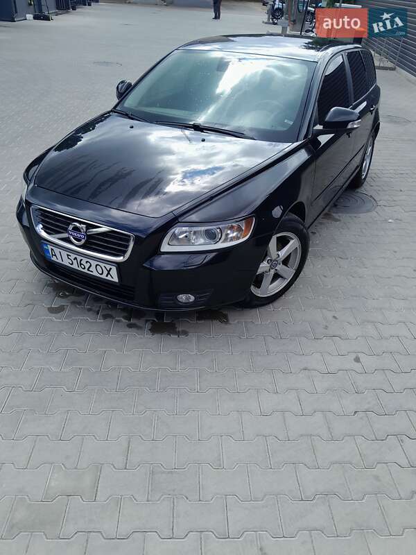 Универсал Volvo V50 2011 в Житомире