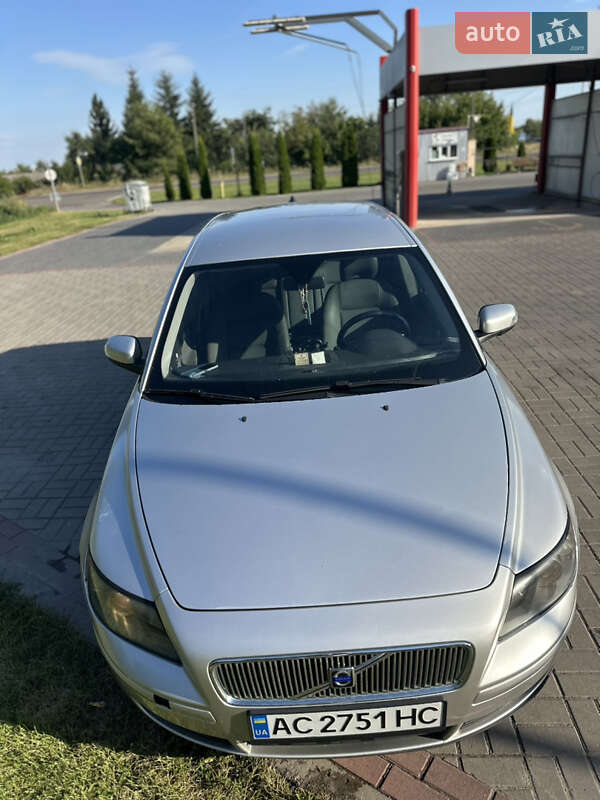Volvo V50 2006