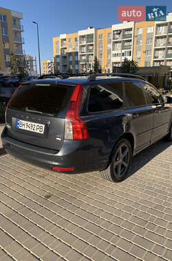 Универсал Volvo V50 2009 в 