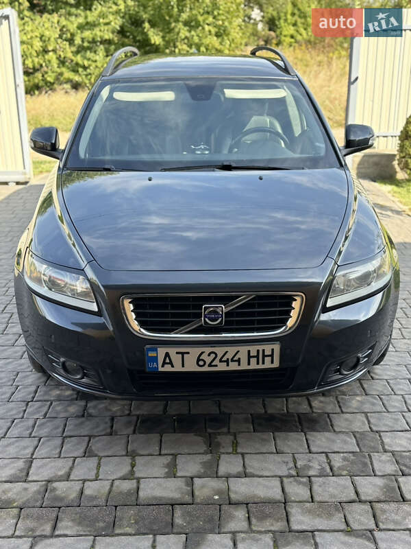 Volvo V50 2009