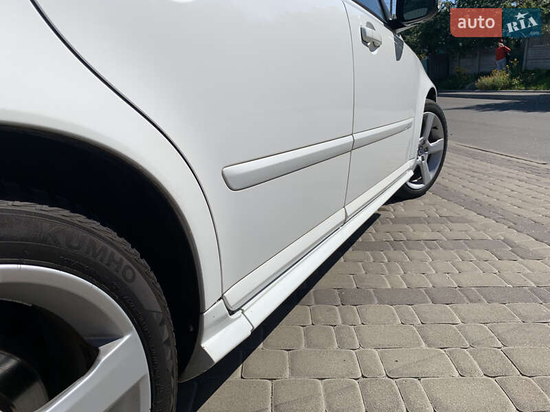 Универсал Volvo V50 2012 в Белой Церкви