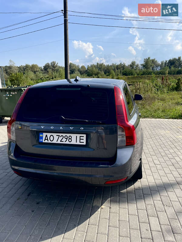 Універсал Volvo V50 2009 в Тячеві