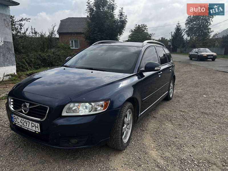 Volvo V50 2011 Volvo V50 2011