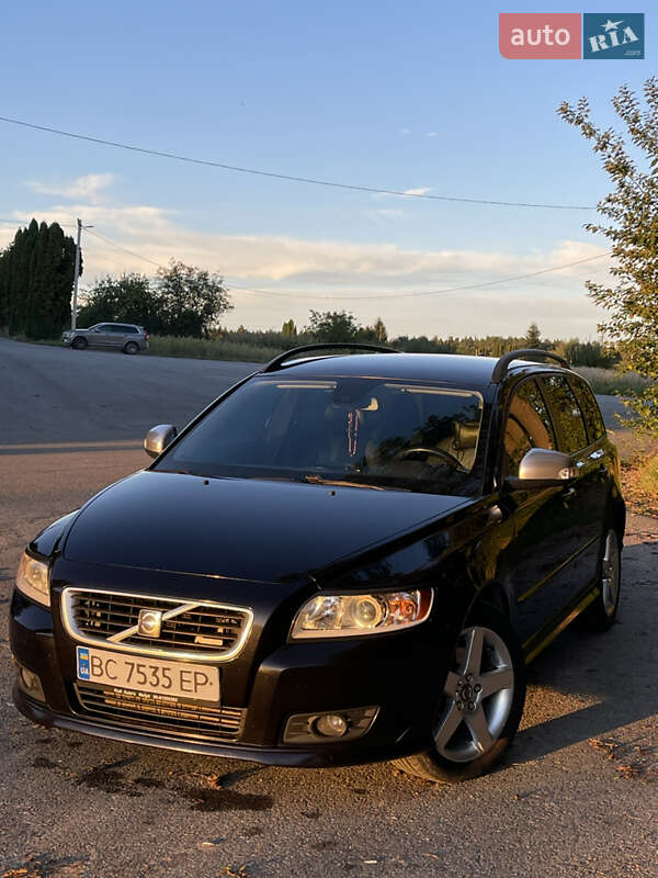 Volvo V50 2010