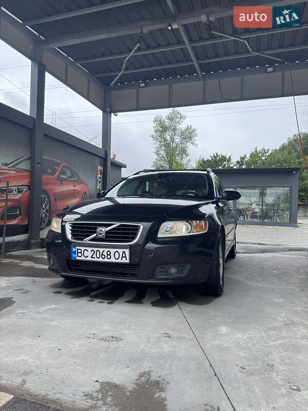 Универсал Volvo V50 2009 в 