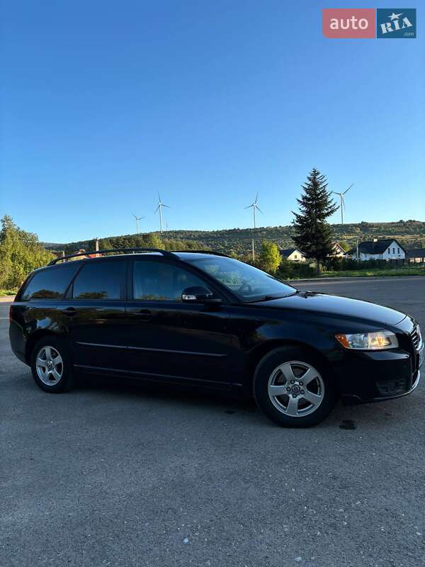 Універсал Volvo V50 2009 в Старому Самборі