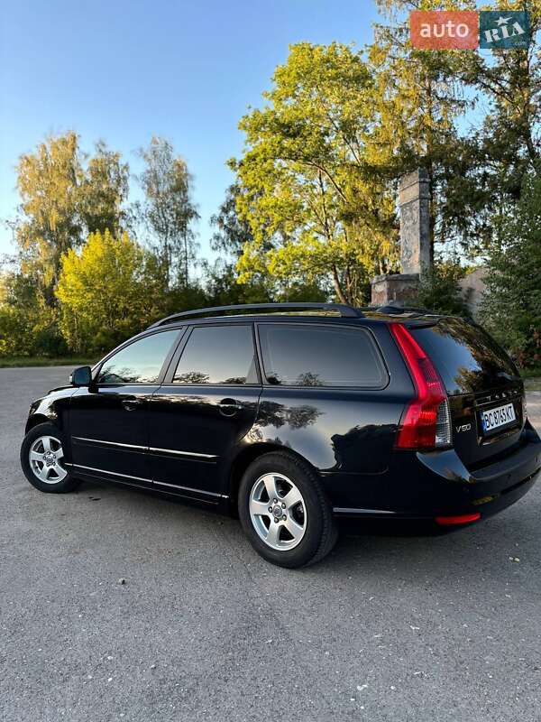 Універсал Volvo V50 2009 в Старому Самборі