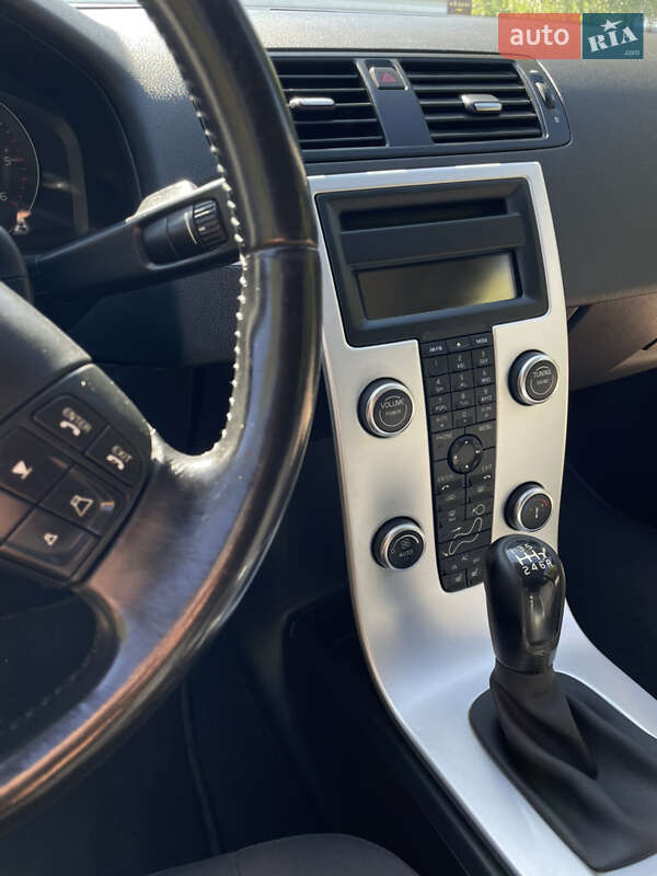 Універсал Volvo V50 2012 в Івано-Франківську