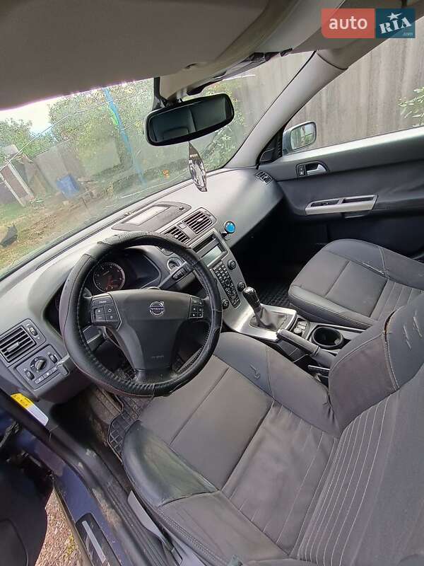 Универсал Volvo V50 2005 в Новомиргороде фото 6 Универсал Volvo V50 2005 в Новомиргороде