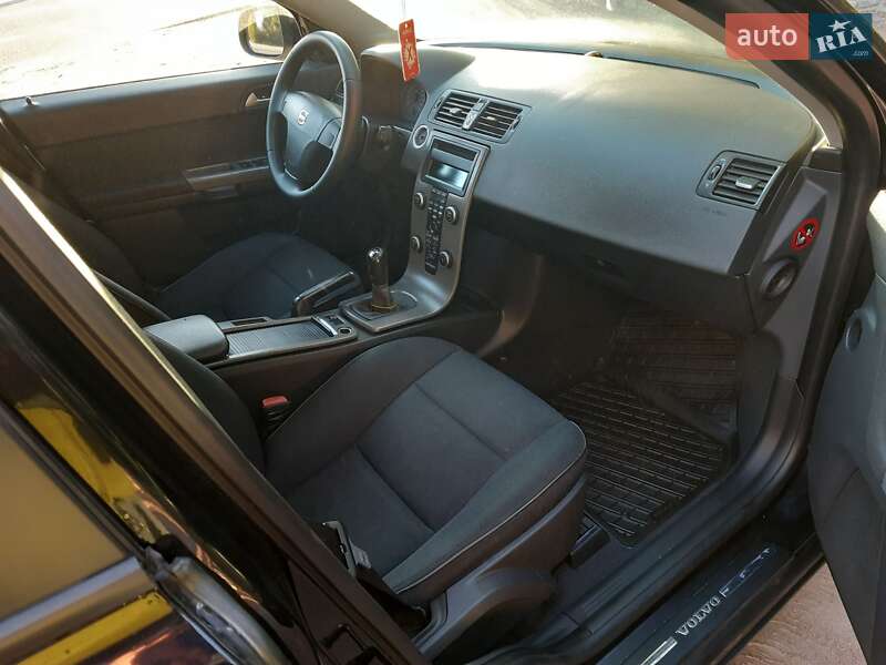 Универсал Volvo V50 2010 в Житомире