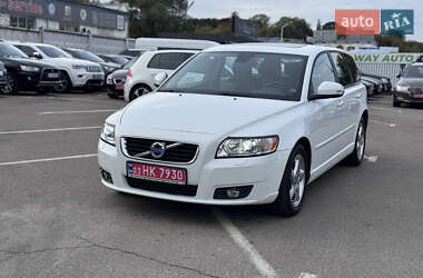 Универсал Volvo V50 2012 в Киеве