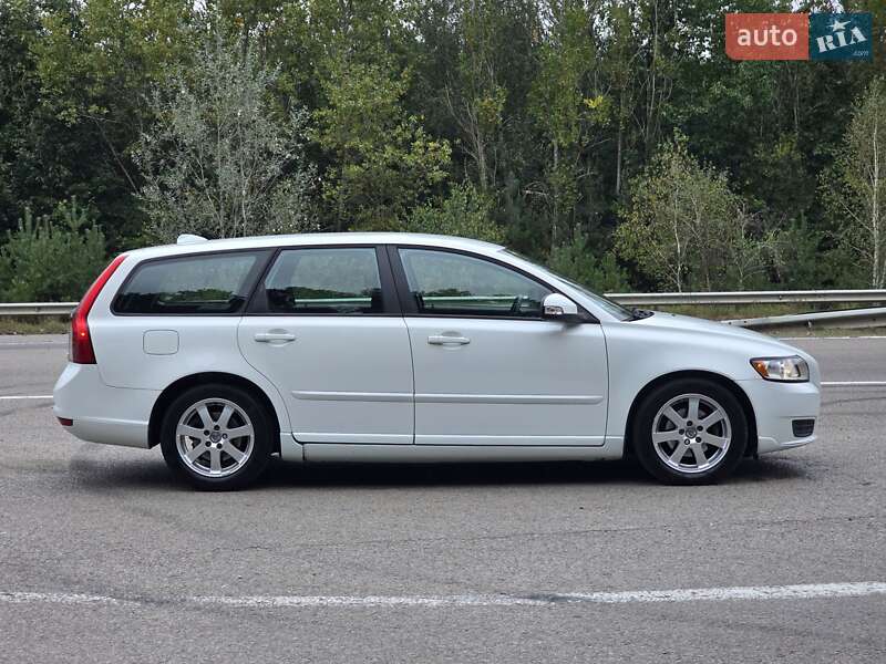 Универсал Volvo V50 2011 в Ковеле