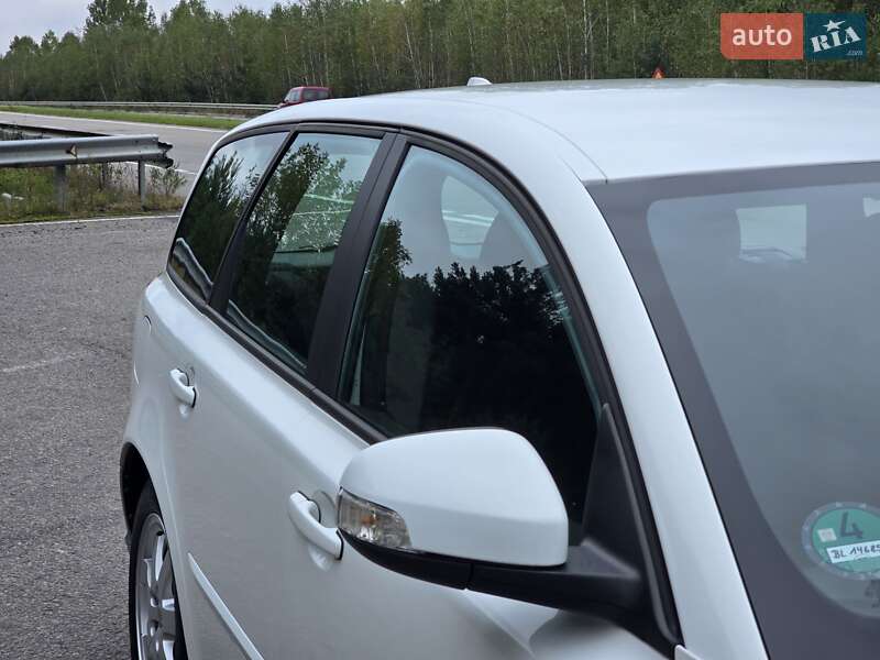 Универсал Volvo V50 2011 в Ковеле