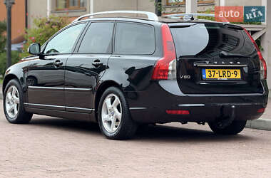 Универсал Volvo V50 2012 в 