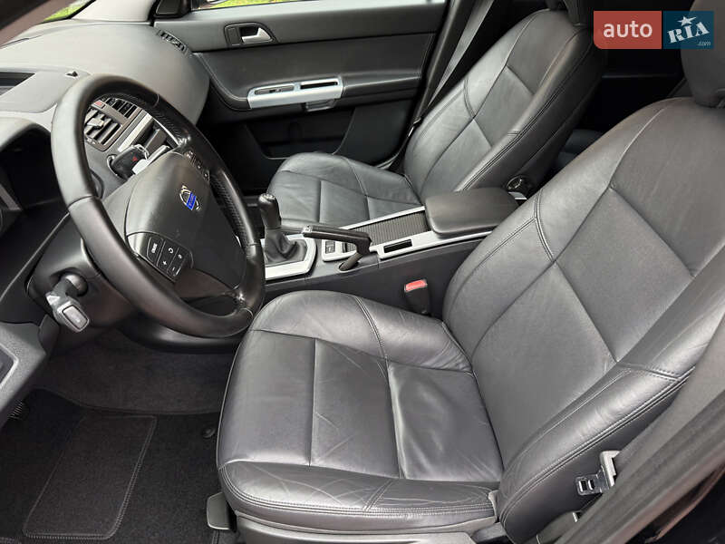 Универсал Volvo V50 2012 в Стрые