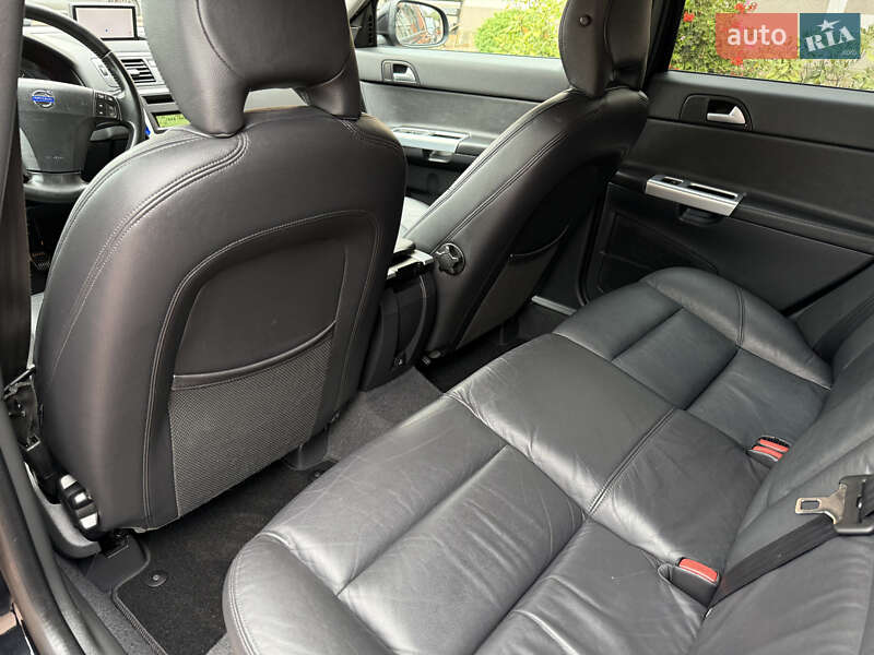 Универсал Volvo V50 2012 в Стрые
