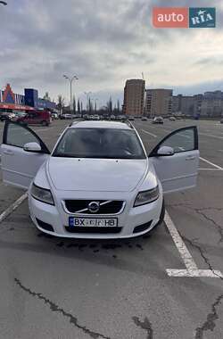Універсал Volvo V50 2010 в Кам'янець-Подільському
