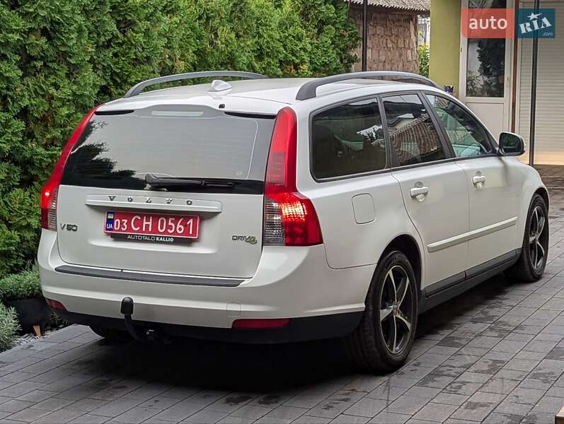 Универсал Volvo V50 2011 в Дубно фото 4 Универсал Volvo V50 2011 в Дубно