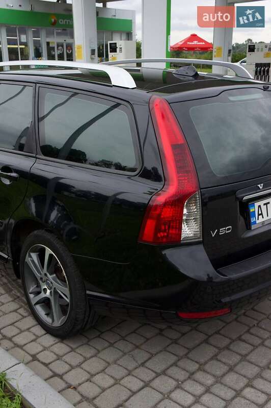 Универсал Volvo V50 2011 в Сколе