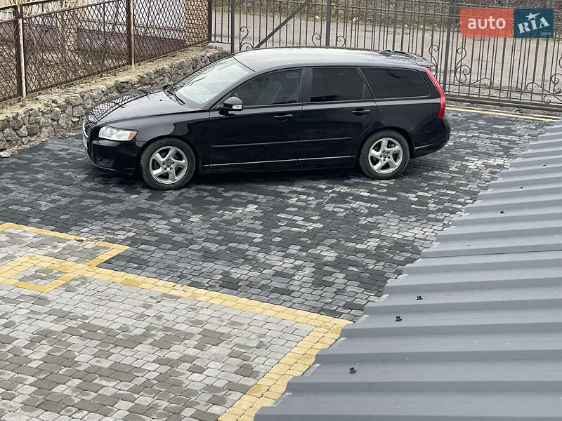 Універсал Volvo V50 2010 в Хмельницькому