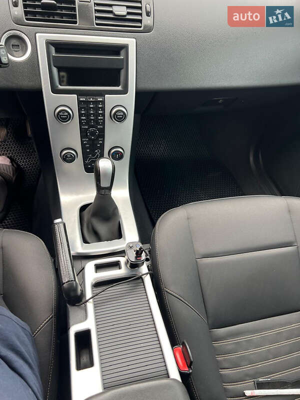 Універсал Volvo V50 2010 в Хмельницькому