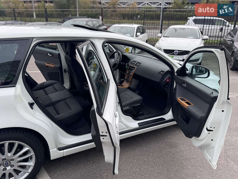 Універсал Volvo V50 2011 в Києві