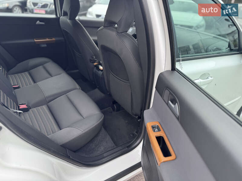 Універсал Volvo V50 2011 в Києві