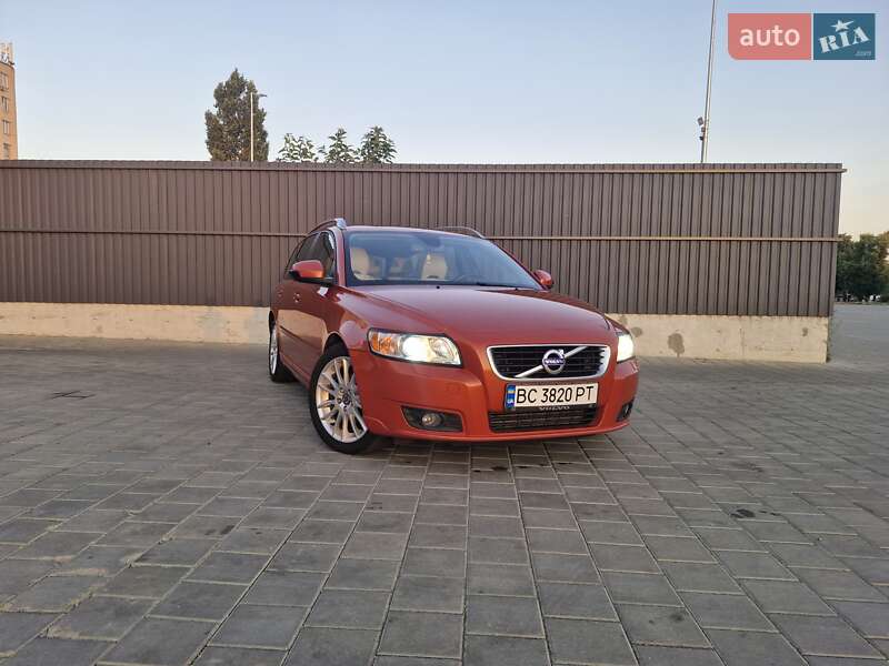 Универсал Volvo V50 2011 в 