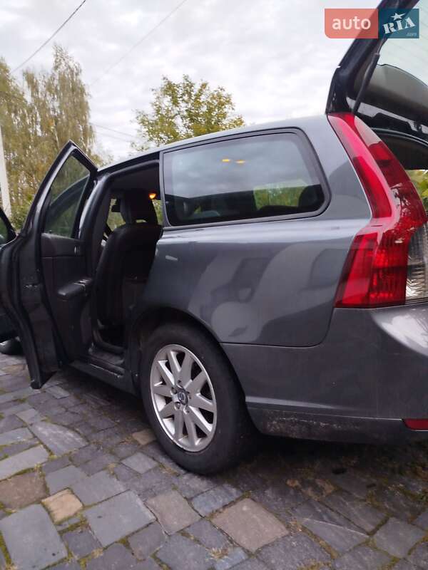 Универсал Volvo V50 2009 в Костополе фото 13 Универсал Volvo V50 2009 в Костополе