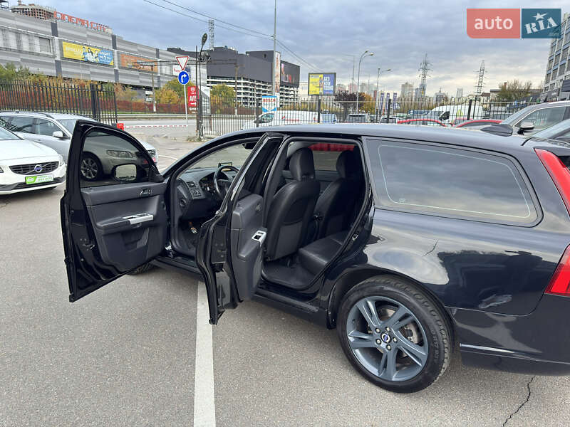 Универсал Volvo V50 2012 в Киеве