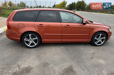 Универсал Volvo V50 2012 в 
