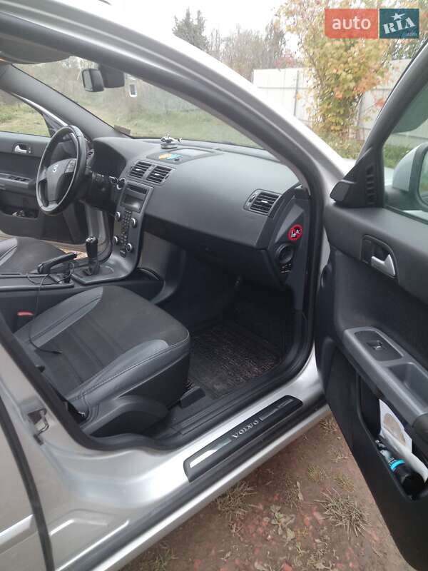 Универсал Volvo V50 2011 в Калуше фото 6 Универсал Volvo V50 2011 в Калуше