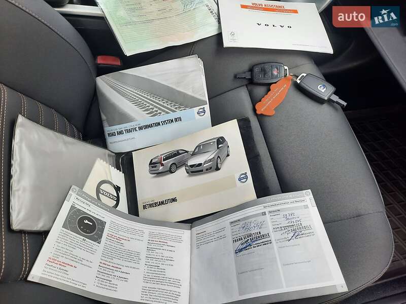 Універсал Volvo V50 2010 в Полтаві