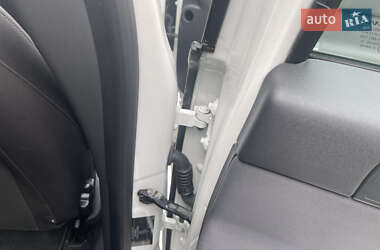 Універсал Volvo V50 2010 в  фото 21 Універсал Volvo V50 2010 в