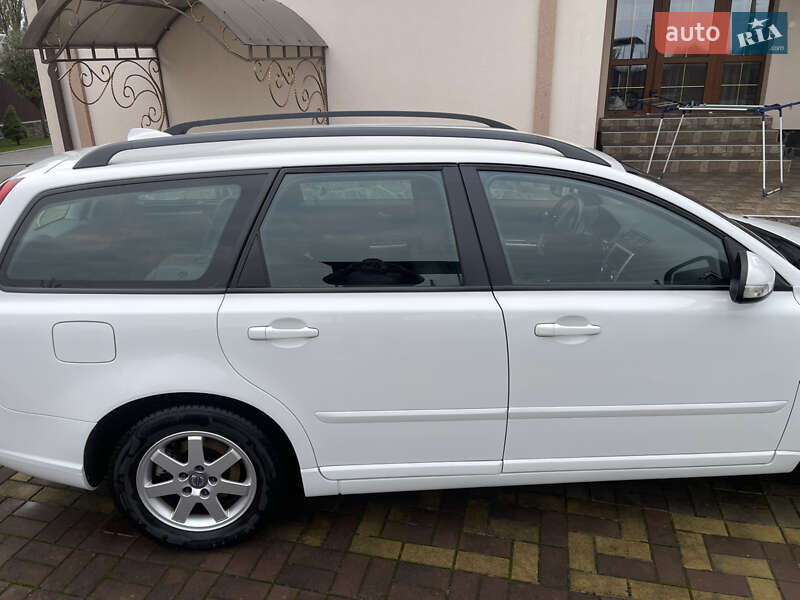 Универсал Volvo V50 2010 в Шепетовке фото 41 Универсал Volvo V50 2010 в Шепетовке