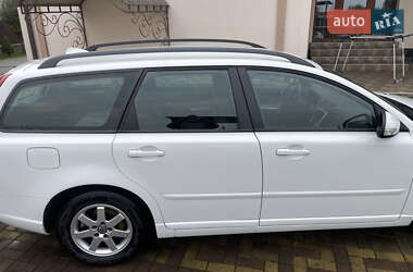 Універсал Volvo V50 2010 в  фото 41 Універсал Volvo V50 2010 в