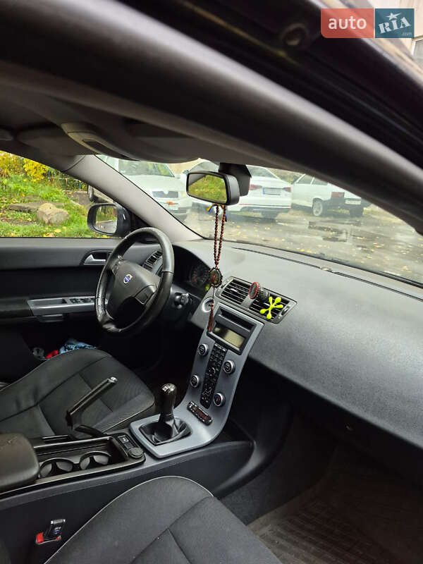 Универсал Volvo V50 2010 в Шепетовке фото 15 Универсал Volvo V50 2010 в Шепетовке