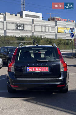 Універсал Volvo V50 2010 в  фото 7 Універсал Volvo V50 2010 в
