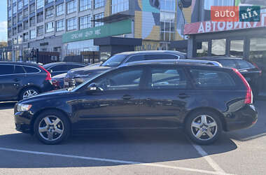 Універсал Volvo V50 2010 в  фото 9 Універсал Volvo V50 2010 в