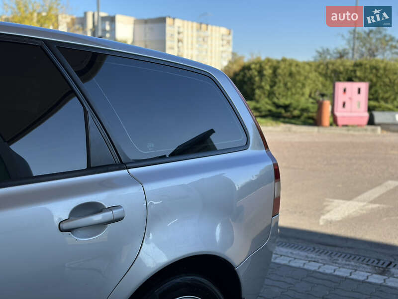 Универсал Volvo V50 2004 в Дрогобыче