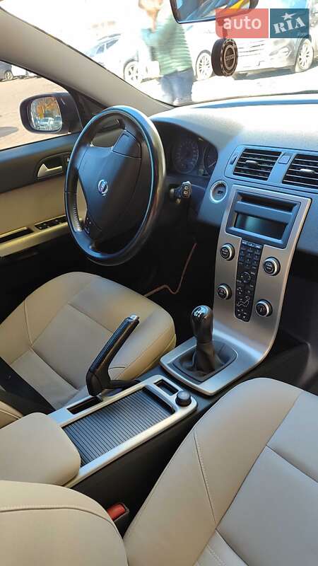 Універсал Volvo V50 2008 в Луцьку фото 5 Універсал Volvo V50 2008 в Луцьку